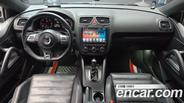 Volkswagen Scirocco — interior