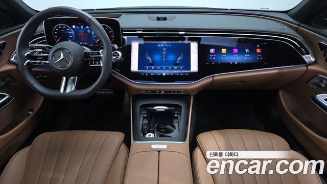Mercedes-Benz E-Class — interior