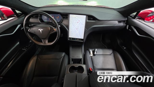 Tesla Model S — interior