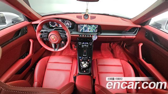 Porsche 911 — interior