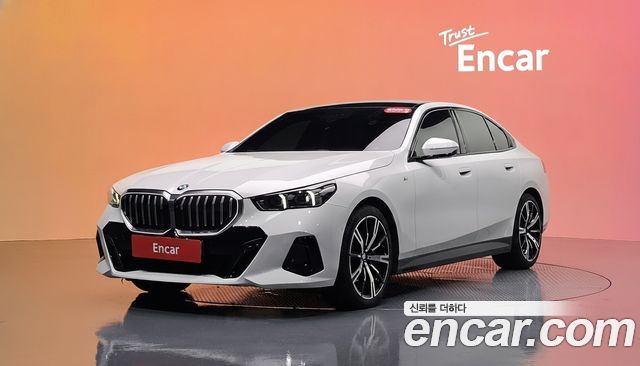 BMW 5 Series — exterior