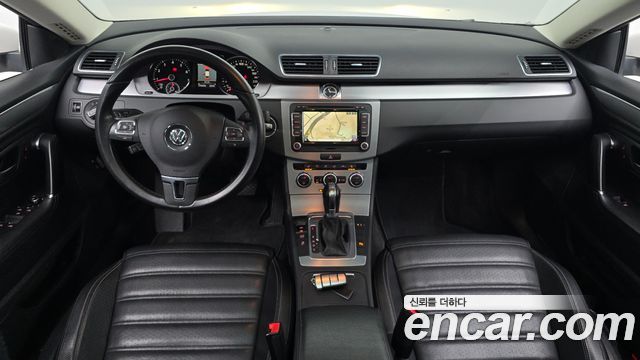 Volkswagen CC — interior