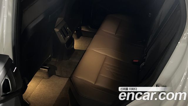 BMW X3 — interior