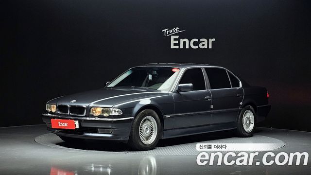 BMW 7 Series — exterior