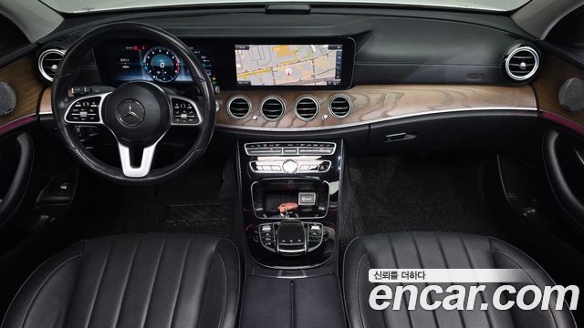 Mercedes-Benz E-Class — interior