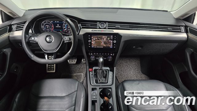 Volkswagen Arteon — interior
