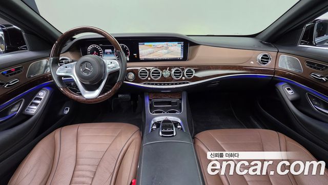 Mercedes-Benz S-Class — interior