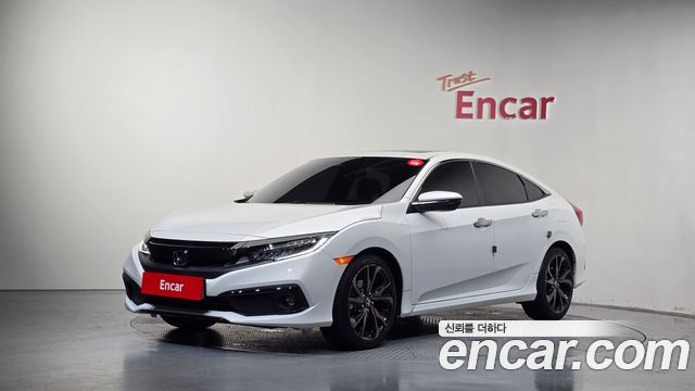 Honda Civic — exterior