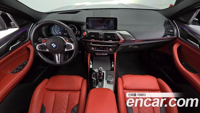 BMW X4M — interior