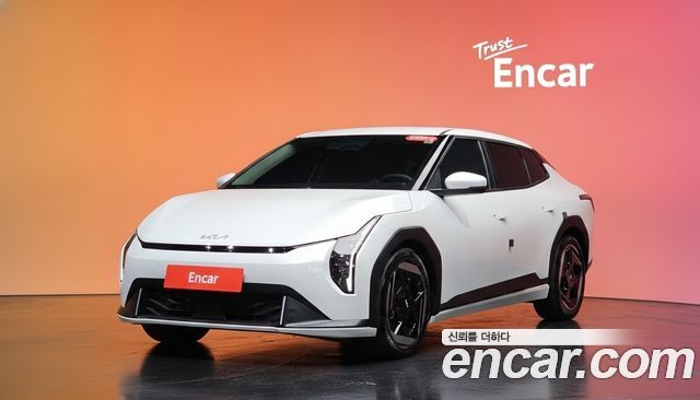Kia EV4 — exterior