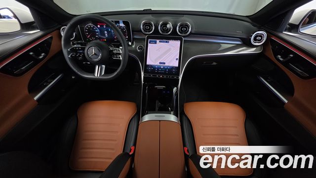 Mercedes-Benz C-Class — interior