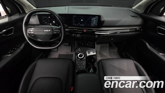 Kia Sportage — interior