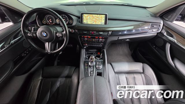 BMW X6 — interior