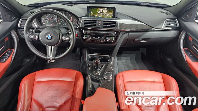 BMW M3 — interior