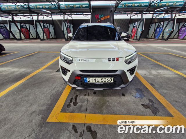 KG Mobility Tivoli — exterior