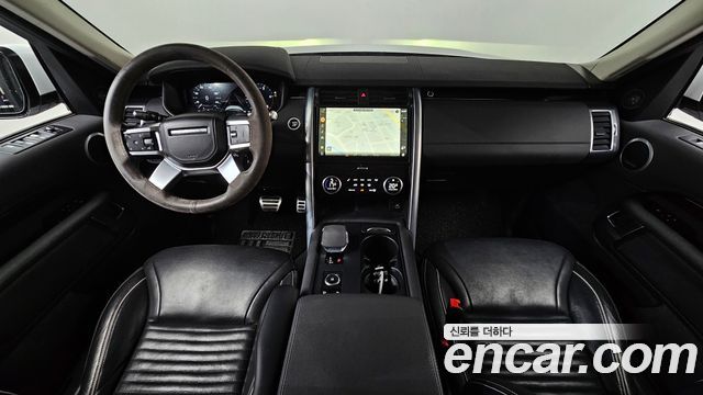 Land Rover Discovery — interior