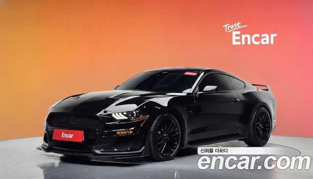 Ford Mustang — exterior