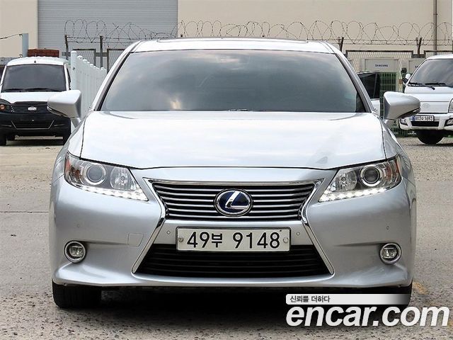 Lexus ES — exterior
