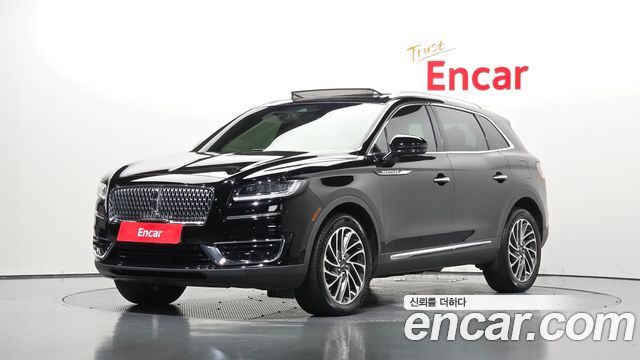 Lincoln Nautilus — exterior