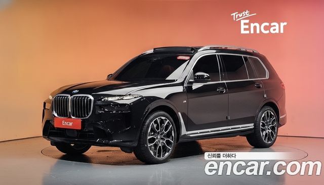 BMW X7 — exterior