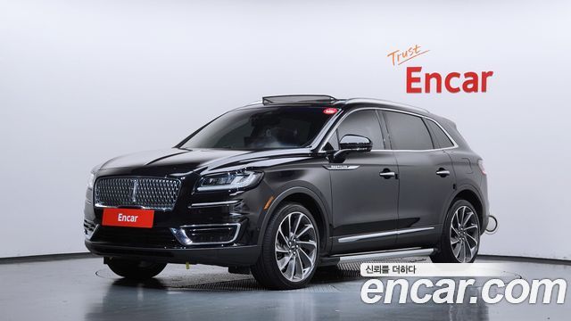 Lincoln Nautilus — exterior