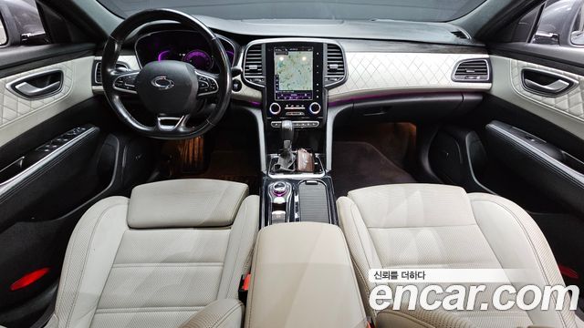 Renault Korea SM6 — interior