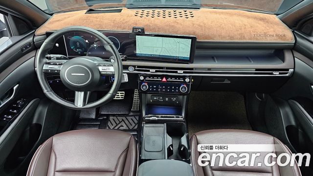 Hyundai Tucson — interior