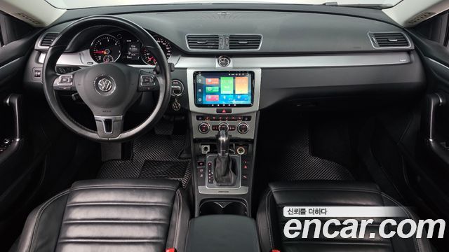 Volkswagen CC — interior