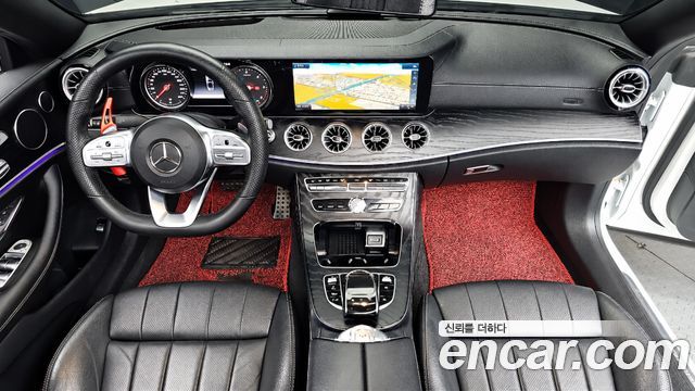 Mercedes-Benz E-Class — interior