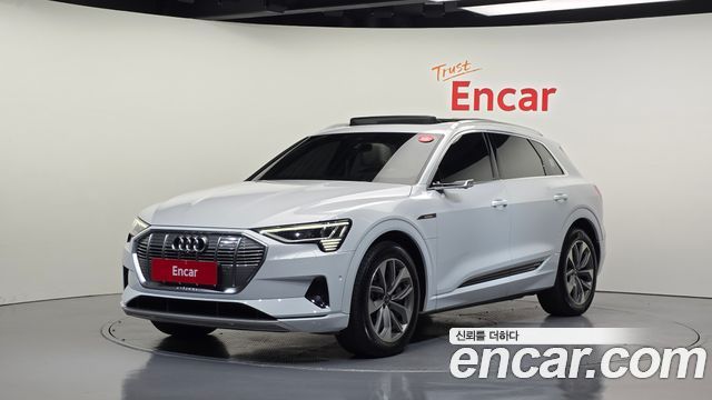 Audi e-tron — exterior