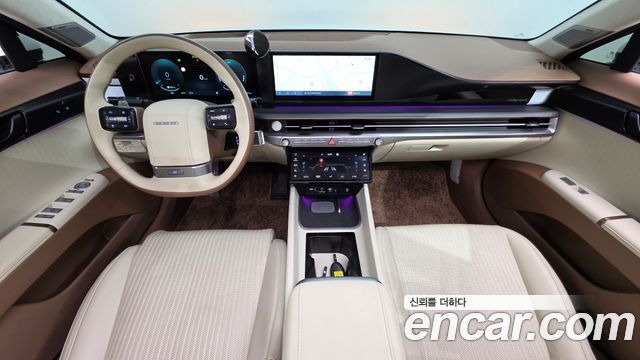 Hyundai Grandeur — interior