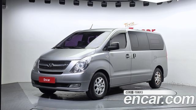 Hyundai Starex — exterior