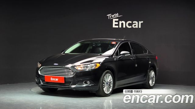 Ford Fusion — exterior