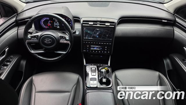Hyundai Tucson — interior