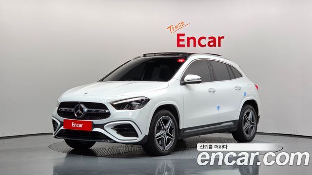 Mercedes-Benz GLA-Class — exterior