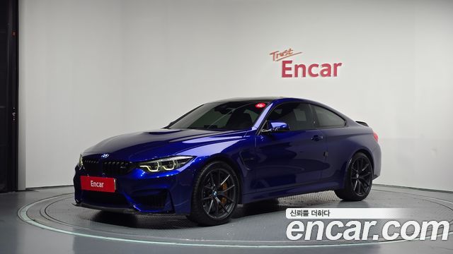 BMW M4 — exterior