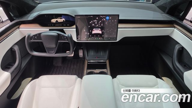 Tesla Model X — interior