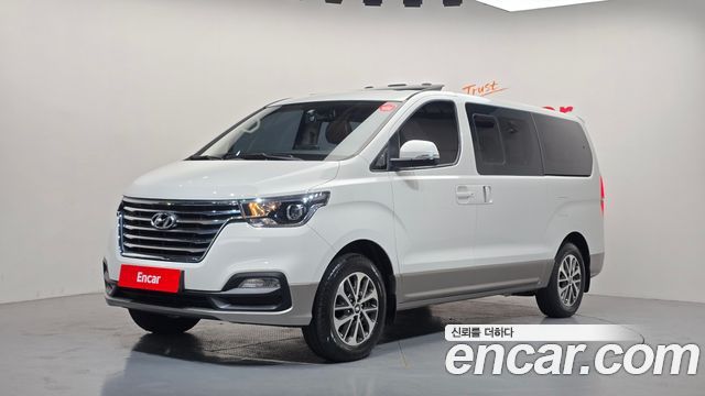 Hyundai Starex — exterior