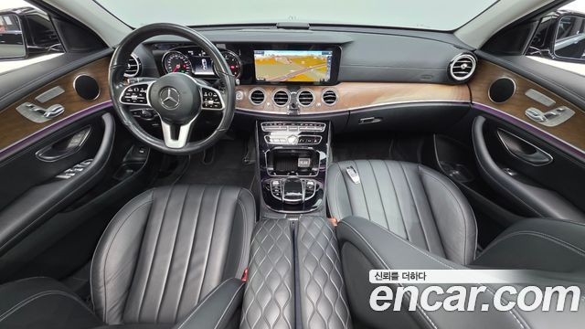 Mercedes-Benz E-Class — interior