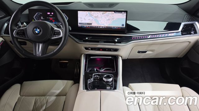 BMW X6 — interior