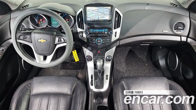 Chevrolet Korea Cruze — interior