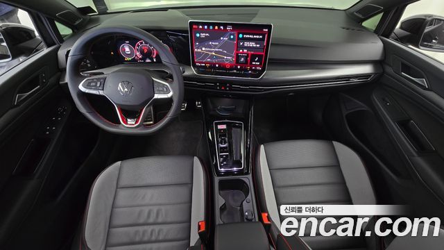 Volkswagen Golf — interior