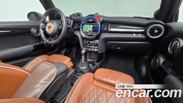 MINI Cooper Convertible — interior