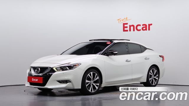 Nissan Maxima — exterior