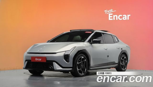 Kia EV4 — exterior