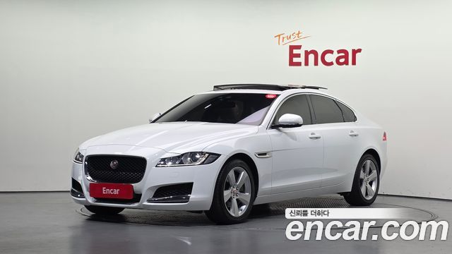 Jaguar XF — exterior