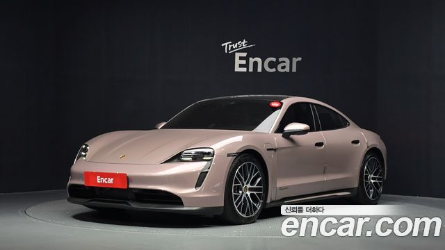 Porsche Taycan — exterior