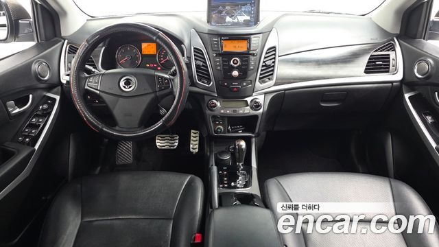 KG Mobility Korando — interior