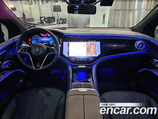 Mercedes-Benz EQS — interior