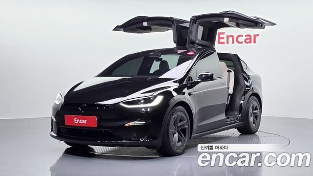 Tesla Model X — exterior